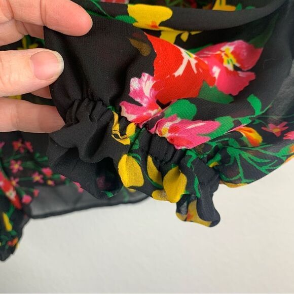 Cabi Black Floral Thespian Blouse M - Picture 5 of 10